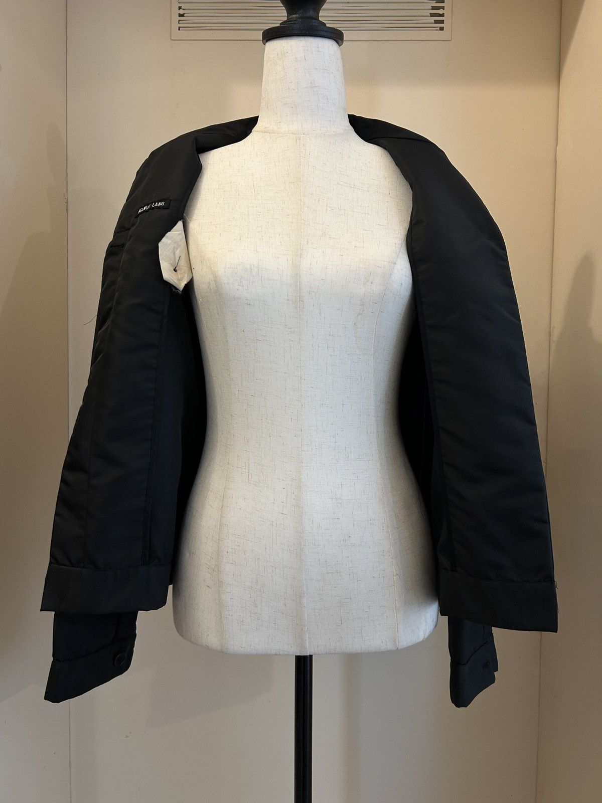 Helmut Lang Helmut Lang 1996 minimalistic nylon blazer Size M / US 6-8 / IT 42-44 - 3 Thumbnail