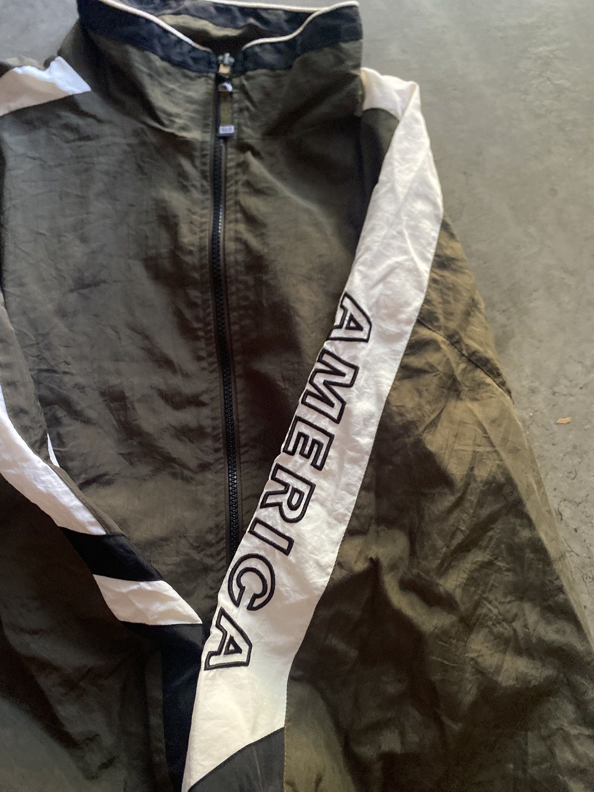 Perry Ellis Vintage Perry Ellis Windbreaker Size US XL / EU 56 / 4 - 6 Thumbnail