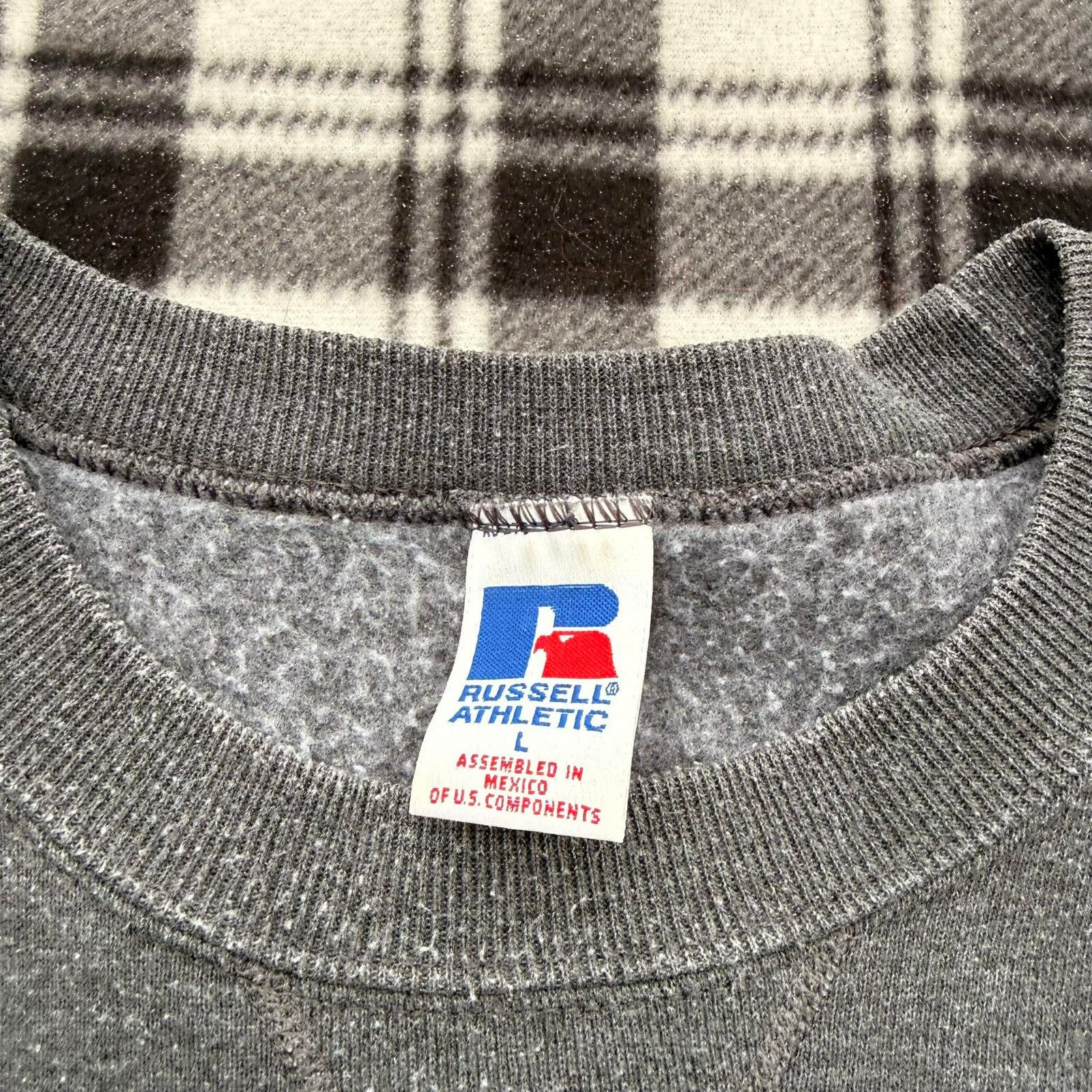 Russell Athletic Vintage 90s Russell Athletic Blank Gray Crewneck Large Size US L / EU 52-54 / 3 - 2 Thumbnail