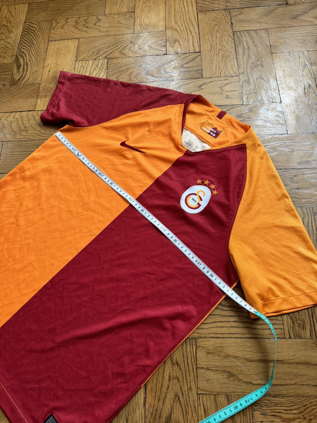 Nike 2018 2019 Galatasaray Turkey Nike Home Away Football Jersey Size US L / EU 52-54 / 3 - 14 Thumbnail