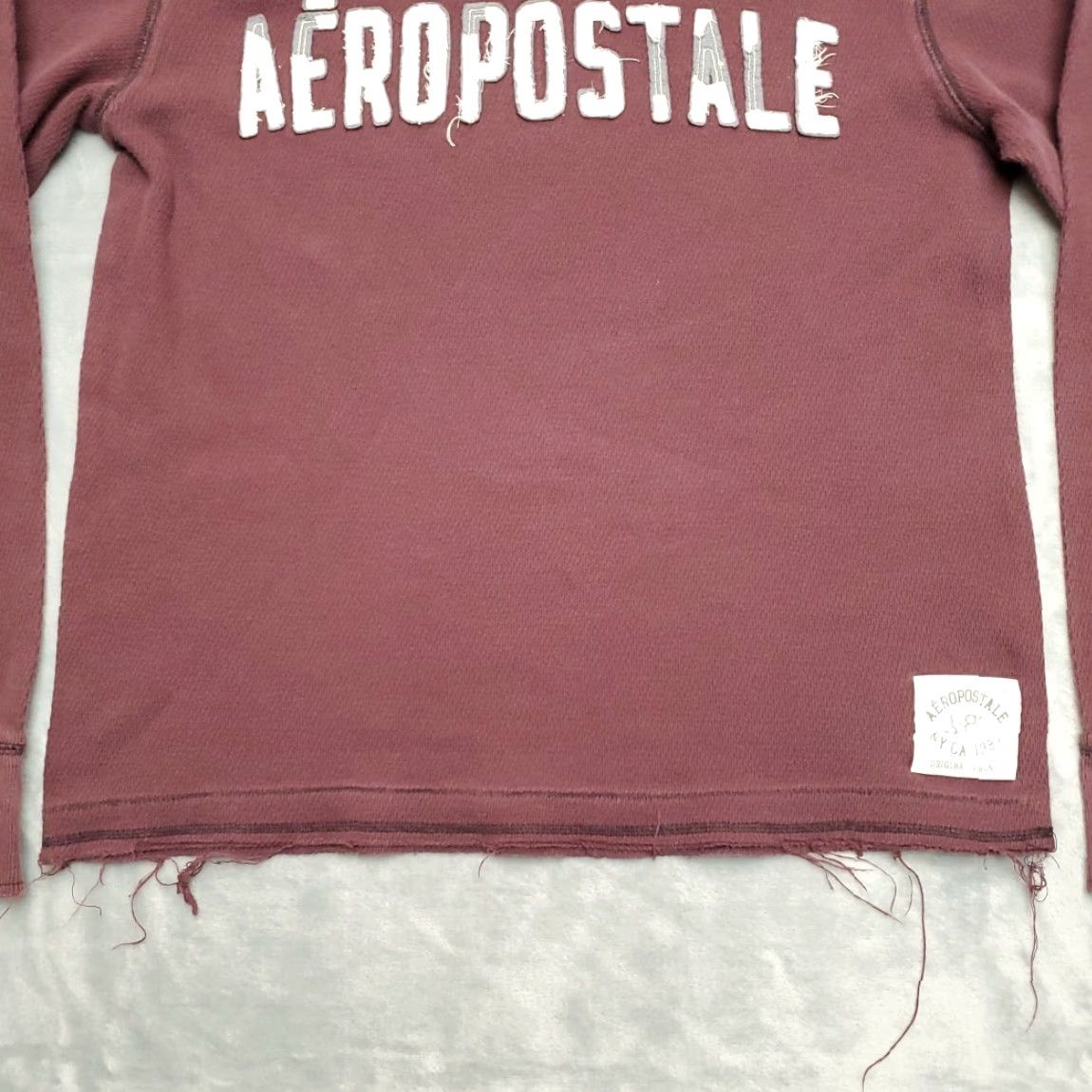 Aeropostale VINTAGE Aeropostale Shirt Womens L Red Thermal Pullover Spellout Y2K 90s Retro Mens Womens Boys Girls Size L / US 10 / IT 46 - 2 Thumbnail