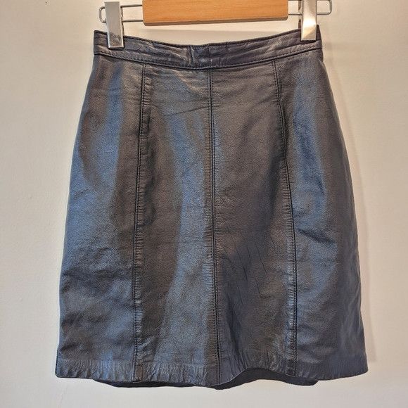 Vintage Rumors And Gossip Vintage Leather Black Skirt - 24/25" Size 25" / US 0 / IT 36 - 1 Thumbnail