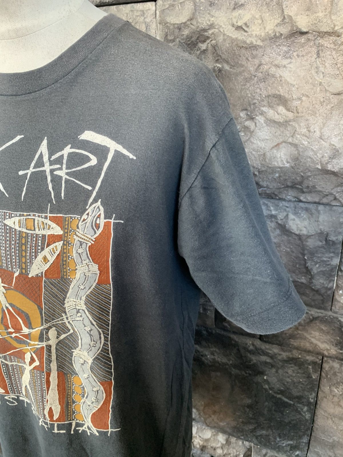 Arts & Science Vintage 90s Rock Art Australia T shirt Size US M / EU 48-50 / 2 - 3 Thumbnail