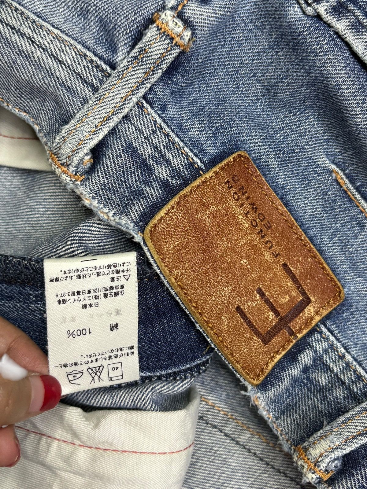 Edwin × Japanese Brand Vintage Edwin E Function Spiral Faded Wash Rip Loose Jean Size US 29 - 11 Thumbnail