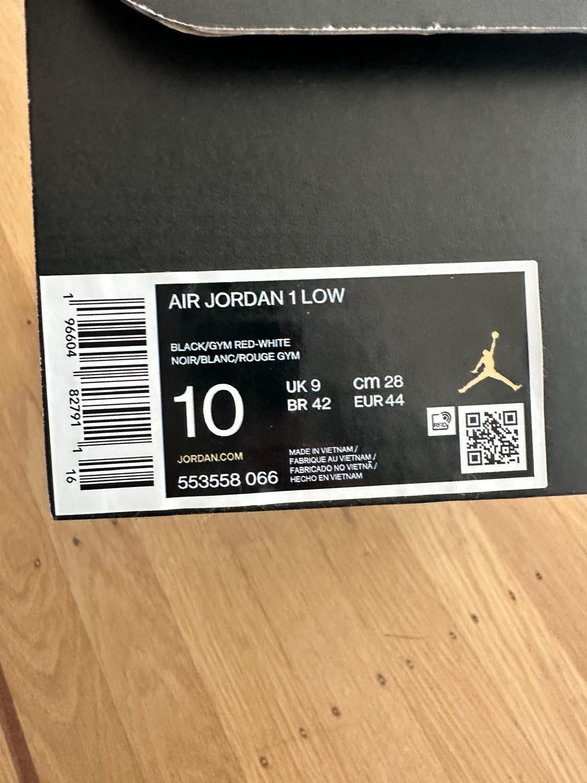 Nike Jordan 1 Low Alternate Bred Toe – Size 10 – Barely Used Size US 10 / EU 43 - 4 Thumbnail
