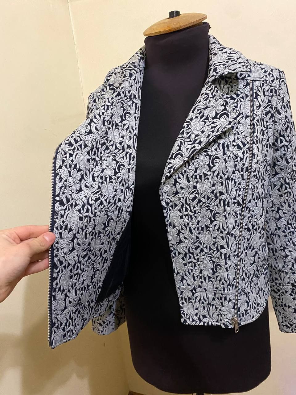 Other Helene Berman London bomber jacket black and white pattern Size XL / US 12-14 / IT 48-50 - 4 Thumbnail