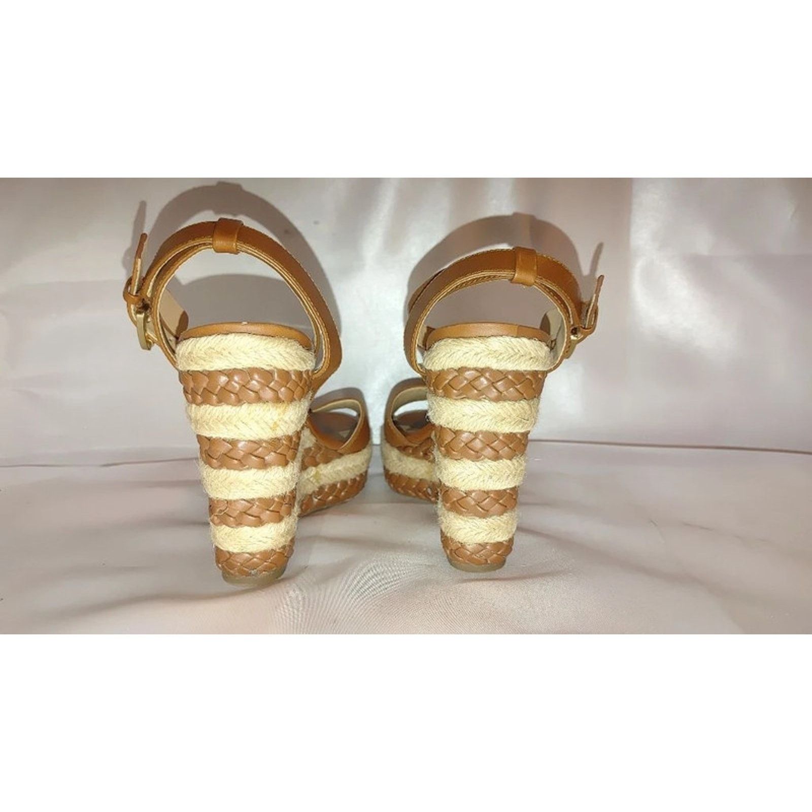 Michael Kors Michael Kors Espadrille Wedges Size 6M Size ONE SIZE - 7 Thumbnail