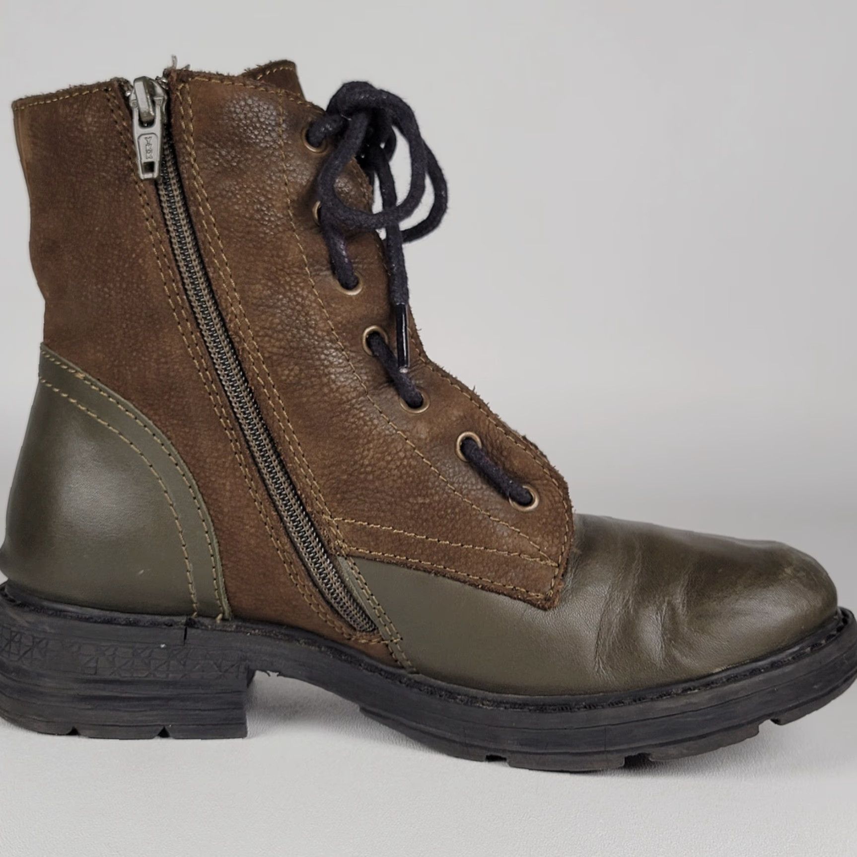 Vintage Bueno Women's Bootie Army Green Leather Lace Up Boots 5.5 EU 36 Size US 6 / IT 36 - 5 Thumbnail