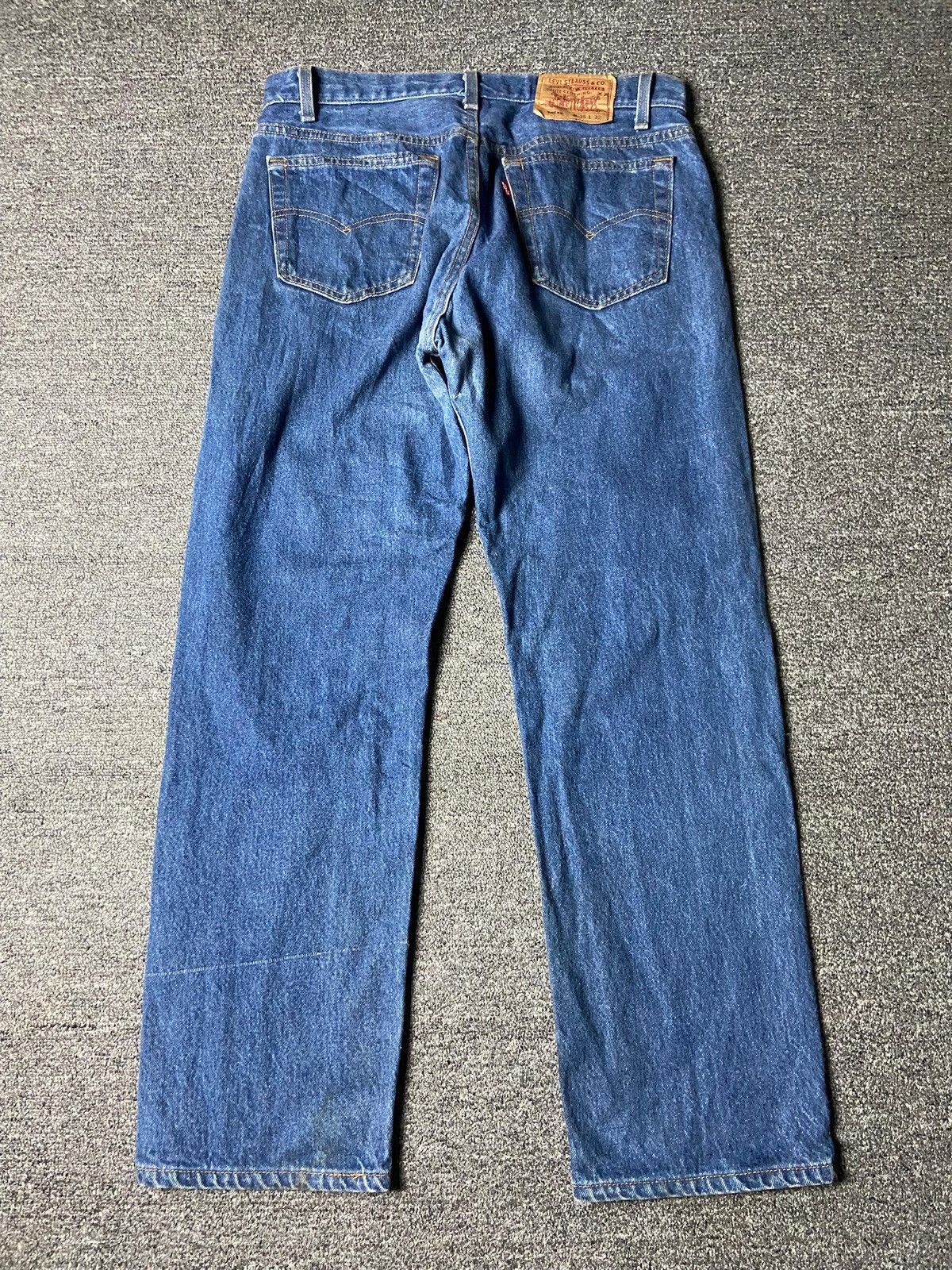 Levi's Levis Strauss Co. 501 Denim Jeans (159) Size US 33 - 2 Thumbnail