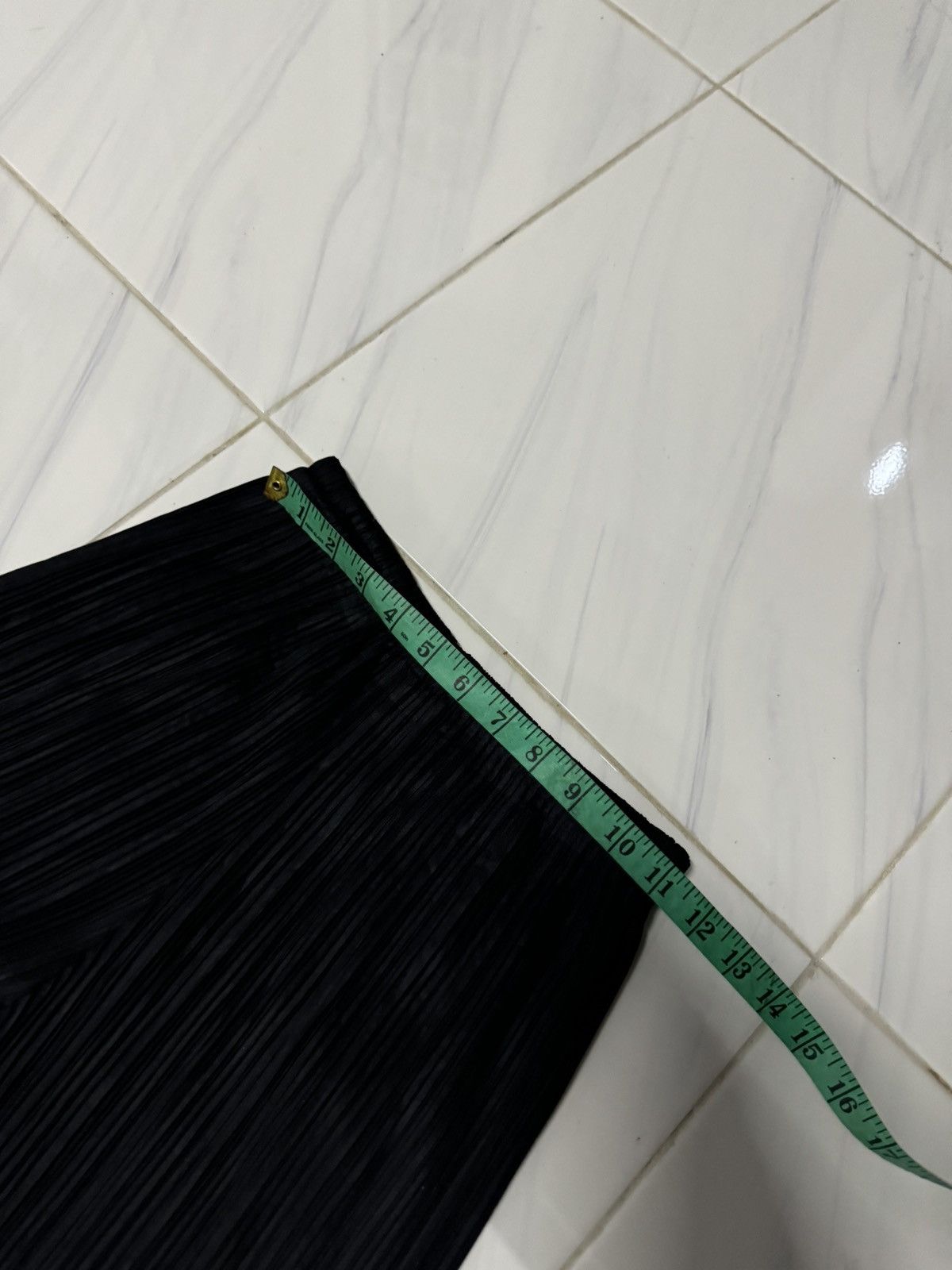 Designer × Pleats Please Issey Miyake Pleats please issey miyake pants Size 28" / US 6 / IT 42 - 9 Thumbnail