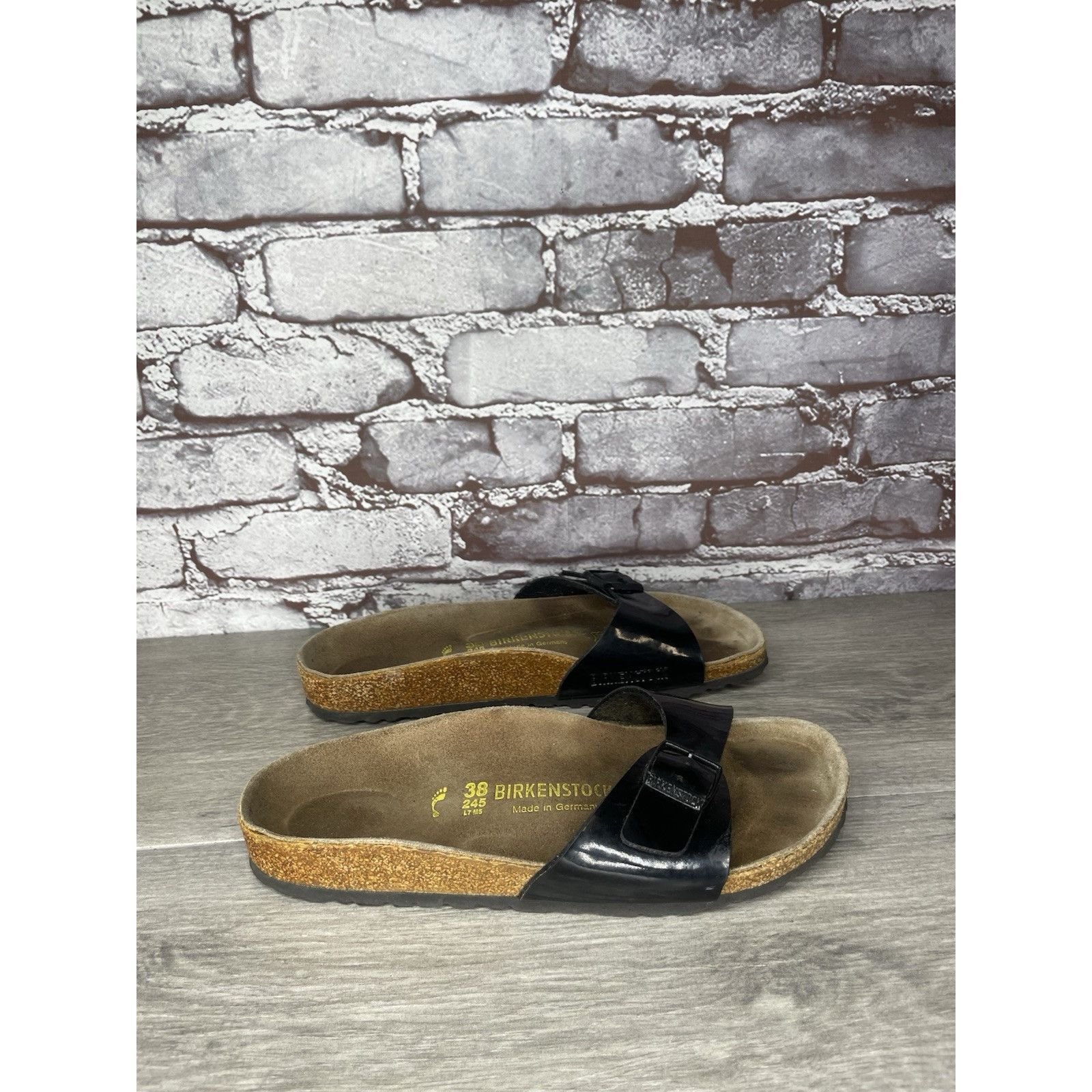 Birkenstock Birkenstock Madrid Black Patent Leather Cork Slide Sandals W Size US 7.5 / IT 37.5 - 10 Thumbnail