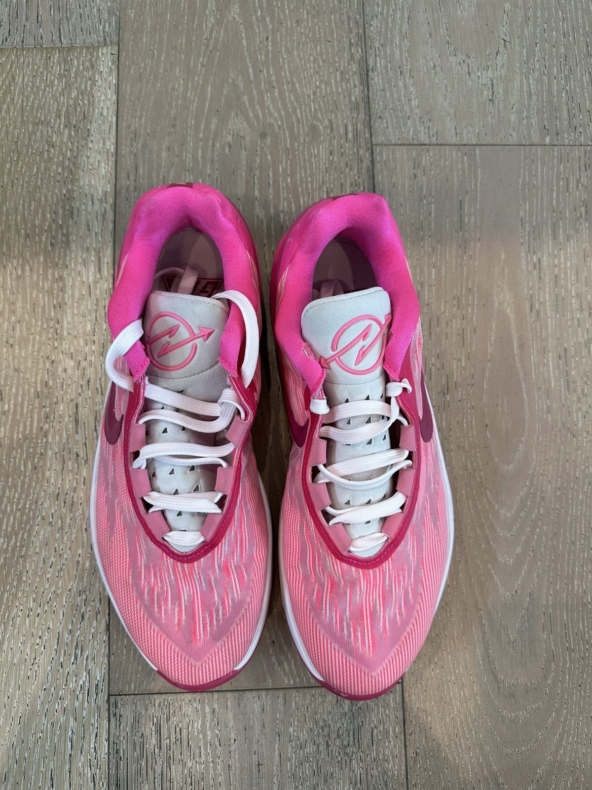 Nike Nike Zoom GT Cut 2 Hyper Pink Size US 9.5 / EU 42-43 - 2 Thumbnail