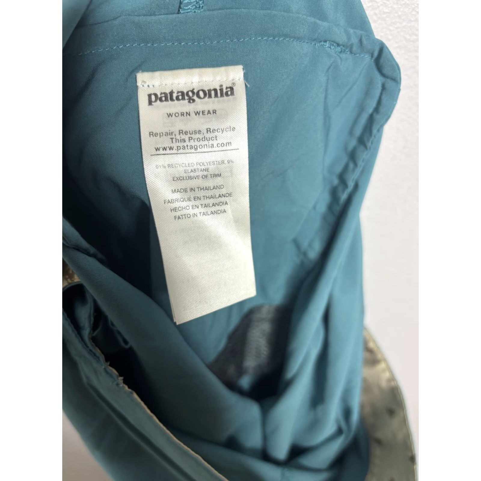 Patagonia Patagonia Board Shorts Mens Large Blue Recycled Polyester Swim Trunks Surf Drawstring Quick Dry Lightweight Pockets 32 Adult Mens Size US 32 / EU 48 - 4 Thumbnail