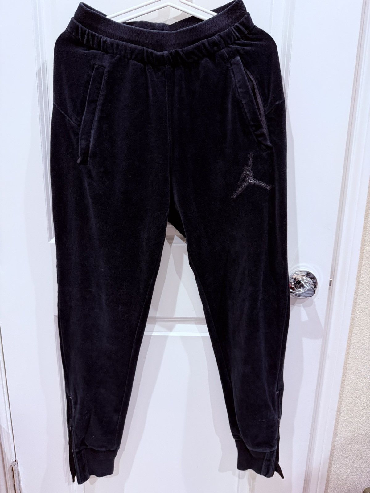 Jordan Brand × October's Very Own Jordan x OVO Men's Pants October's Very Own Size US 32 / EU 48 - 1 Thumbnail