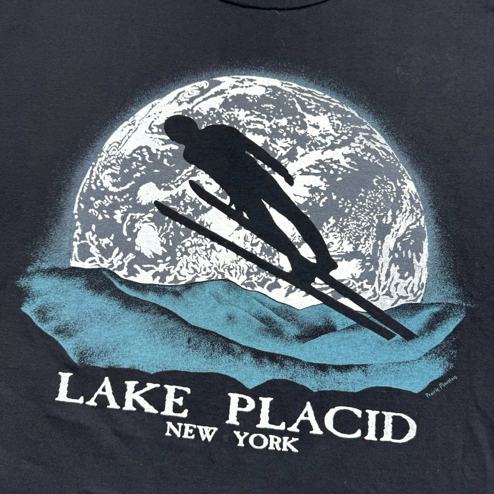 Vintage Vintage Prairie Mountain Sportswear T-Shirt XL Black Adult Men Crew Neck Short Sleeve Classic 90s Nature Ski Lake Placid Moon New York Travel - Size US XL / EU 56 / 4 - 2 Thumbnail