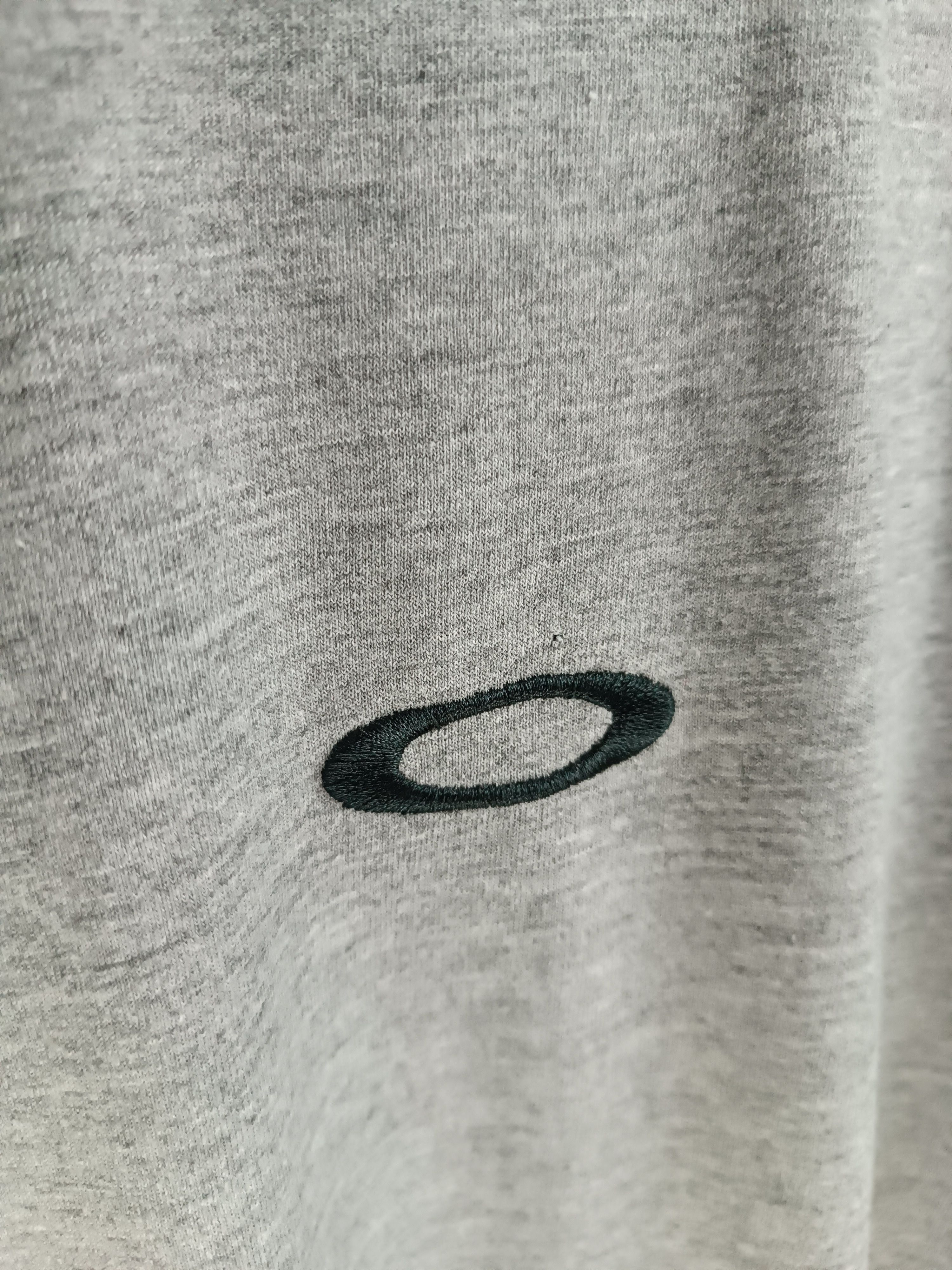 Oakley VINTAGE 90'S OAKLEY SOFTWARE EMBROIDERED MID LOGO VERY RARE Size US M / EU 48-50 / 2 - 7 Thumbnail