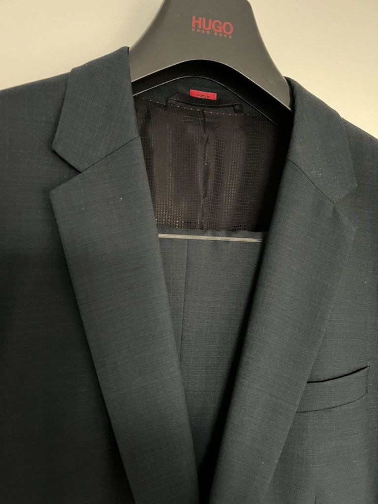 Hugo Boss Blue Suit Size 38R - 2 Thumbnail
