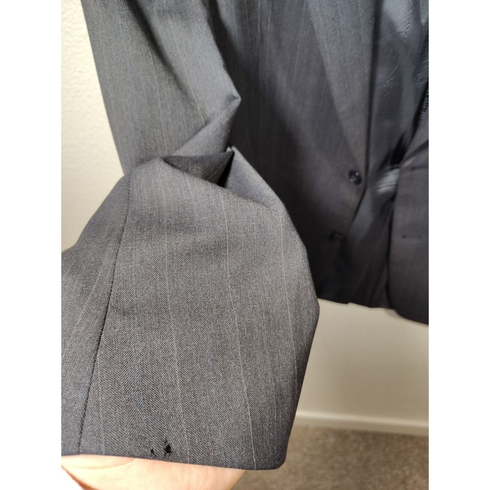 Brooks Brothers Vintage Brooks Brothers Men's Grey Pinstripe Wool Blazer 40R Size 40R - 10 Thumbnail