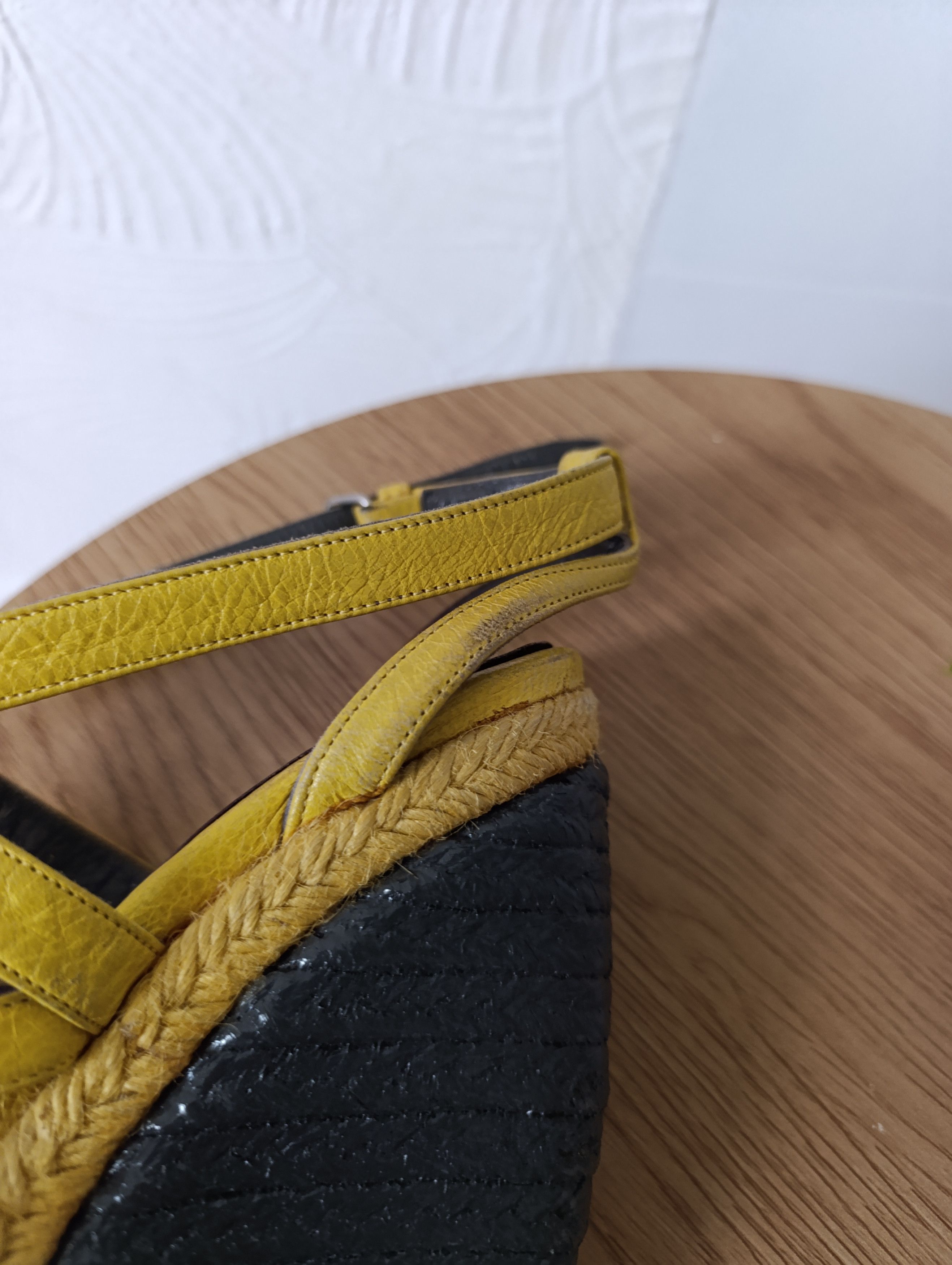 Balenciaga Balenciaga Yellow Leather Wedge Ankle Strap Sandals Size US 7 / IT 37 - 10 Thumbnail