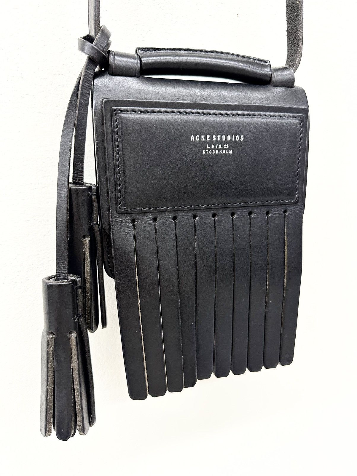 Acne Studios ACNE STUDIOS FRINGE COWBOY STYLE CROSSBODY BAG Size ONE SIZE - 2 Thumbnail