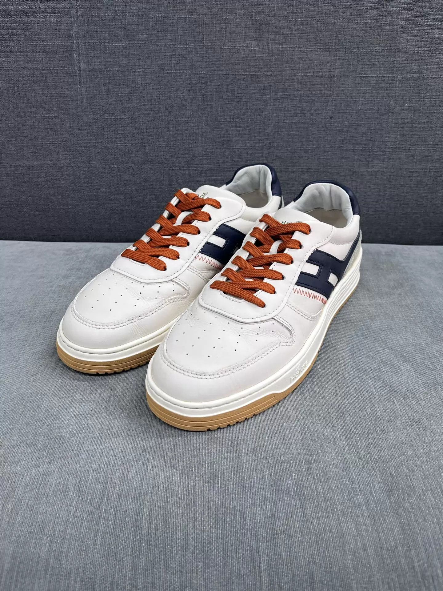 Hogan HOGAN H630 Casual Sneakers Tan Jianci Size 10/44.5 99 New Size US 10 / EU 43 - 1 Thumbnail