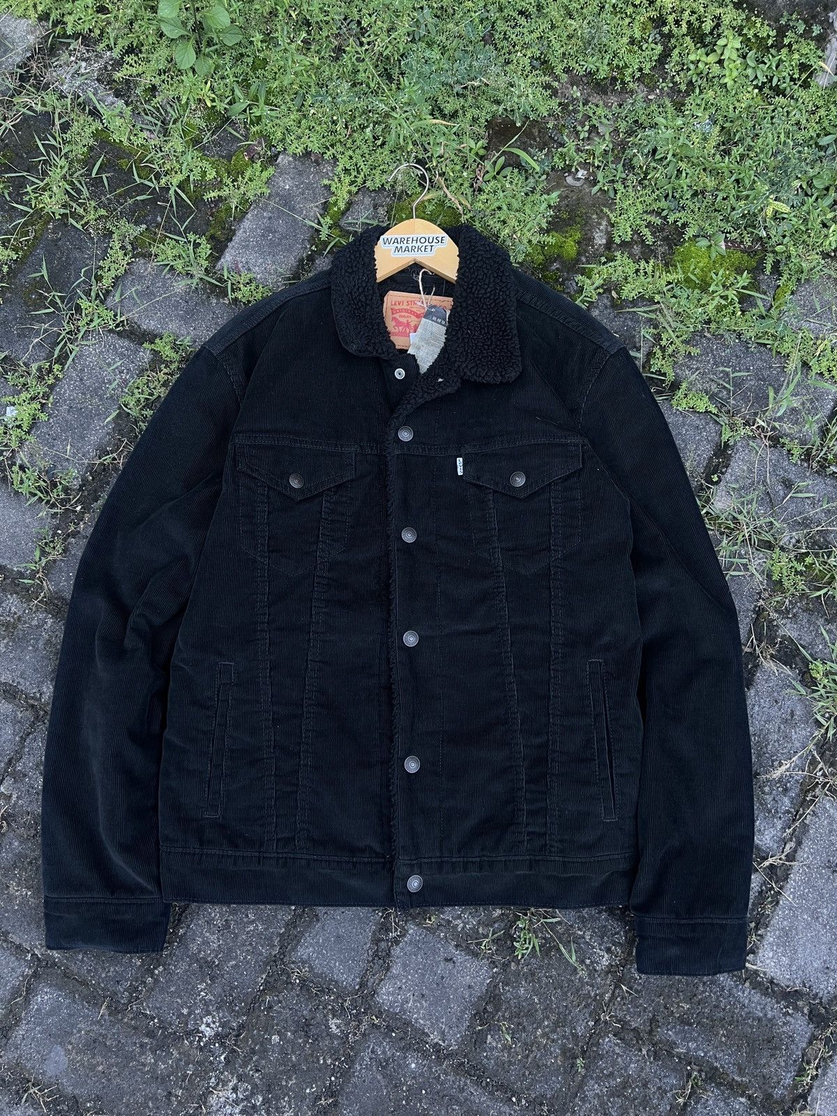 Levi's Levi’s white tab corduroy trucker jacket Size US L / EU 52-54 / 3 - 1 Thumbnail