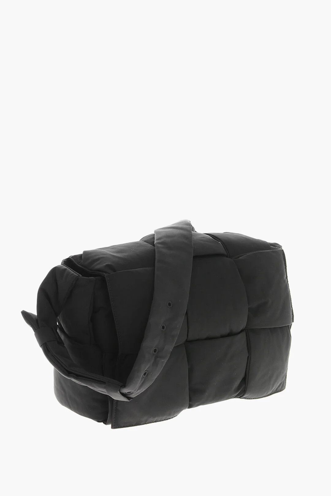 Bottega Veneta og1mm0426 Size: OS / Woven Fabric Shoulder Bag in Black Size ONE SIZE - 3 Thumbnail