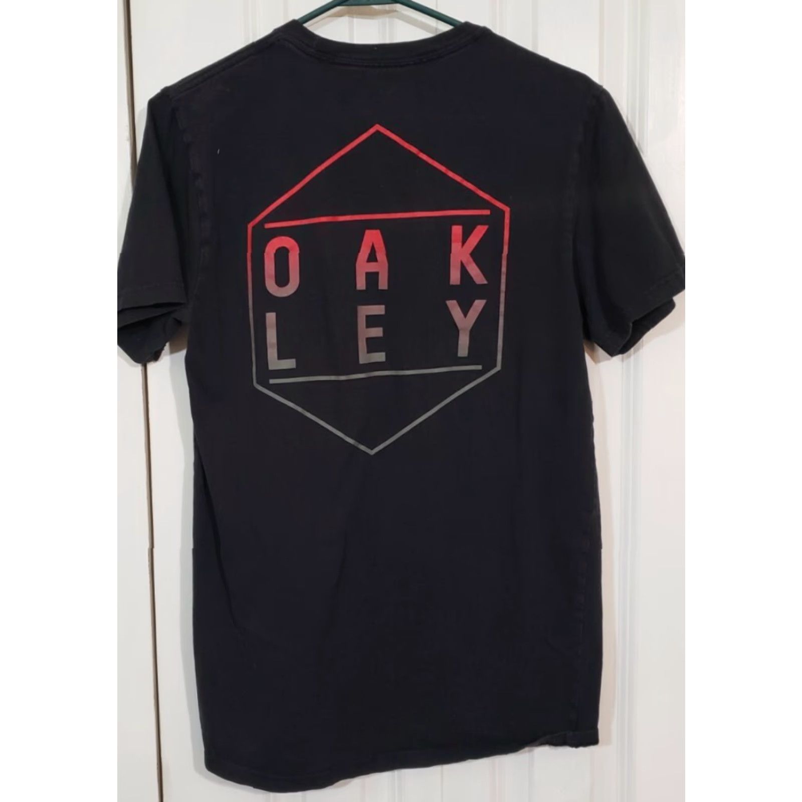 Oakley Oakley Shirt Mens Small Black Short Sleeve with Oakley in a Diamond Size US S / EU 44-46 / 1 - 4 Thumbnail