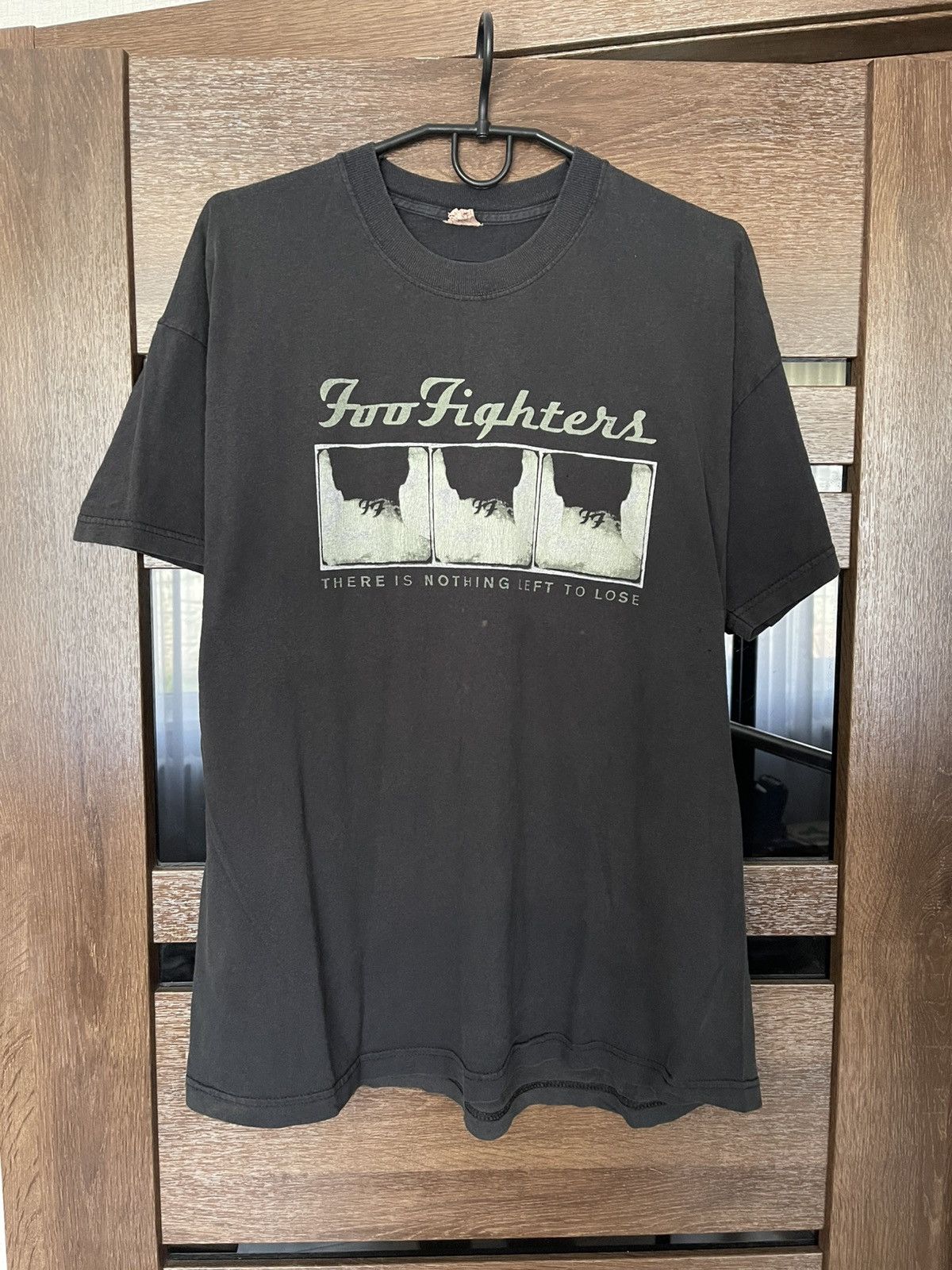 Band Tees Foo Fighters There Is Nothing Left To Lose Vintage T-Shirt Size US XL / EU 56 / 4 - 2 Thumbnail
