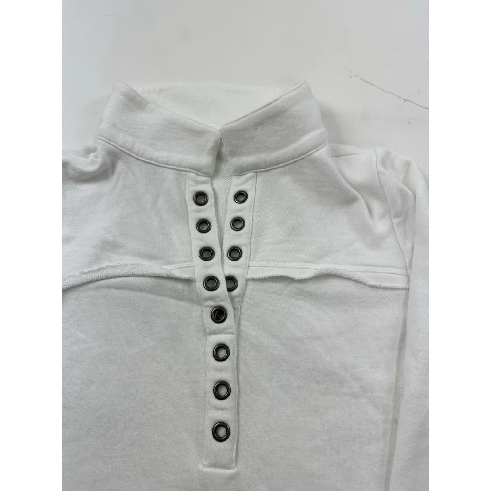 Soft Surroundings Soft Surroundings Sweatshirt Womens Petite XS White Neera French Terry Tunic Size XS / US 0-2 / IT 36-38 - 4 Thumbnail