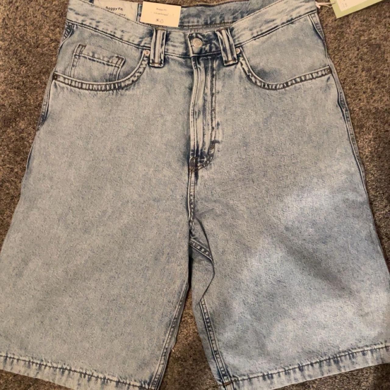 H&M H&M baggy shorts Size US 32 / EU 48 - 1 Thumbnail