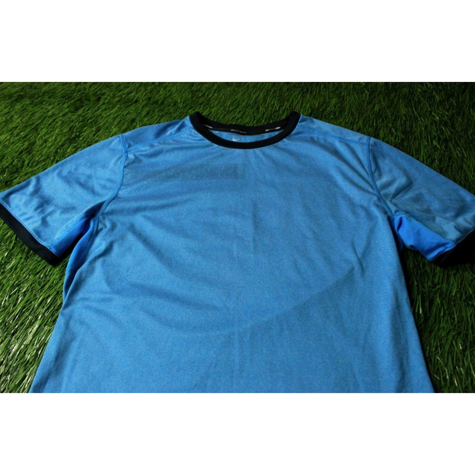 Nike Nike Training Shirt Mens M Blue T-Shirt Jersey Short Sleeve Running 66cm 52cm Size M Size US M / EU 48-50 / 2 - 2 Thumbnail