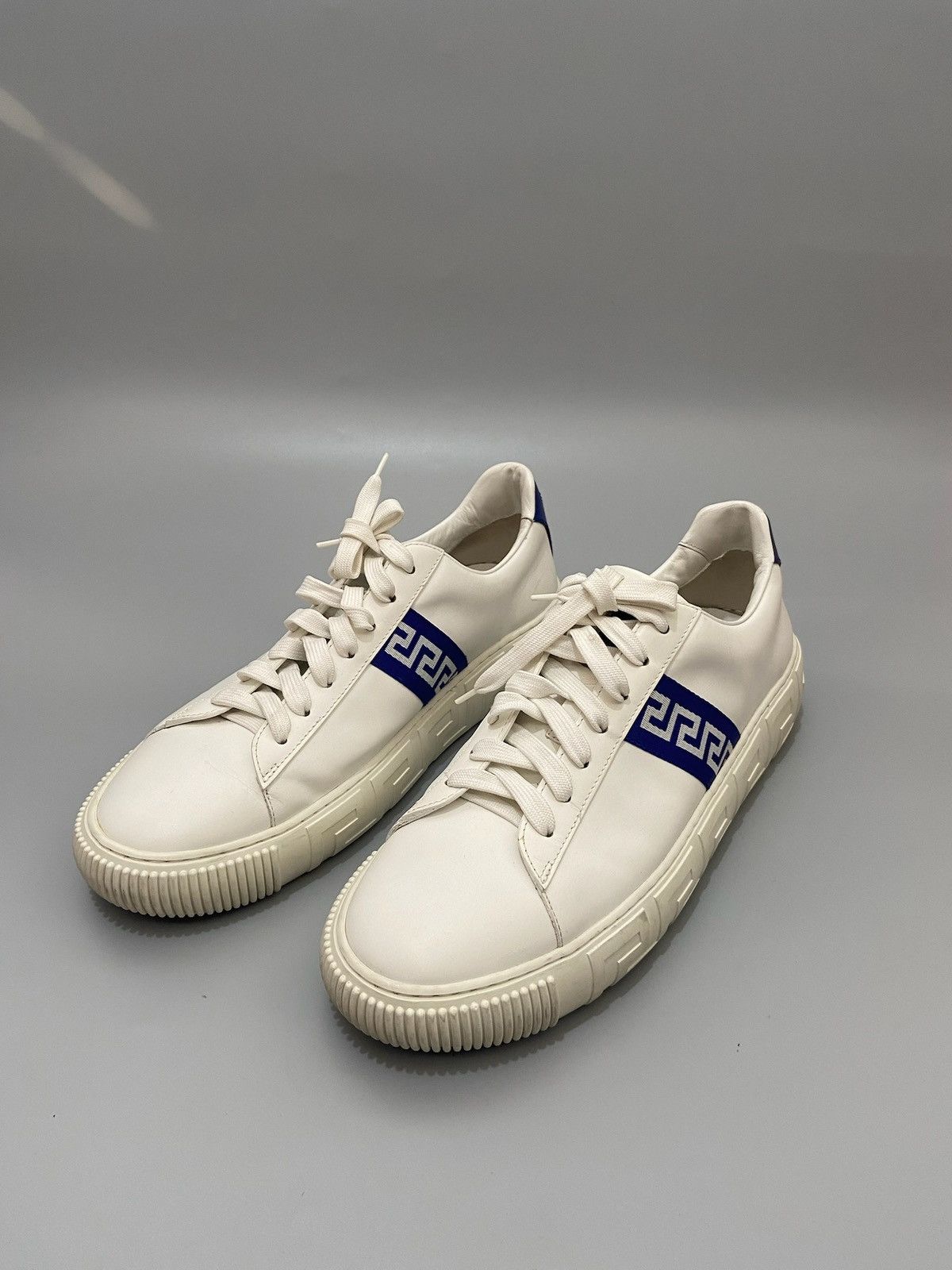 Versace Versace Greca Sneakers Size US 13 / EU 46 - 2 Thumbnail