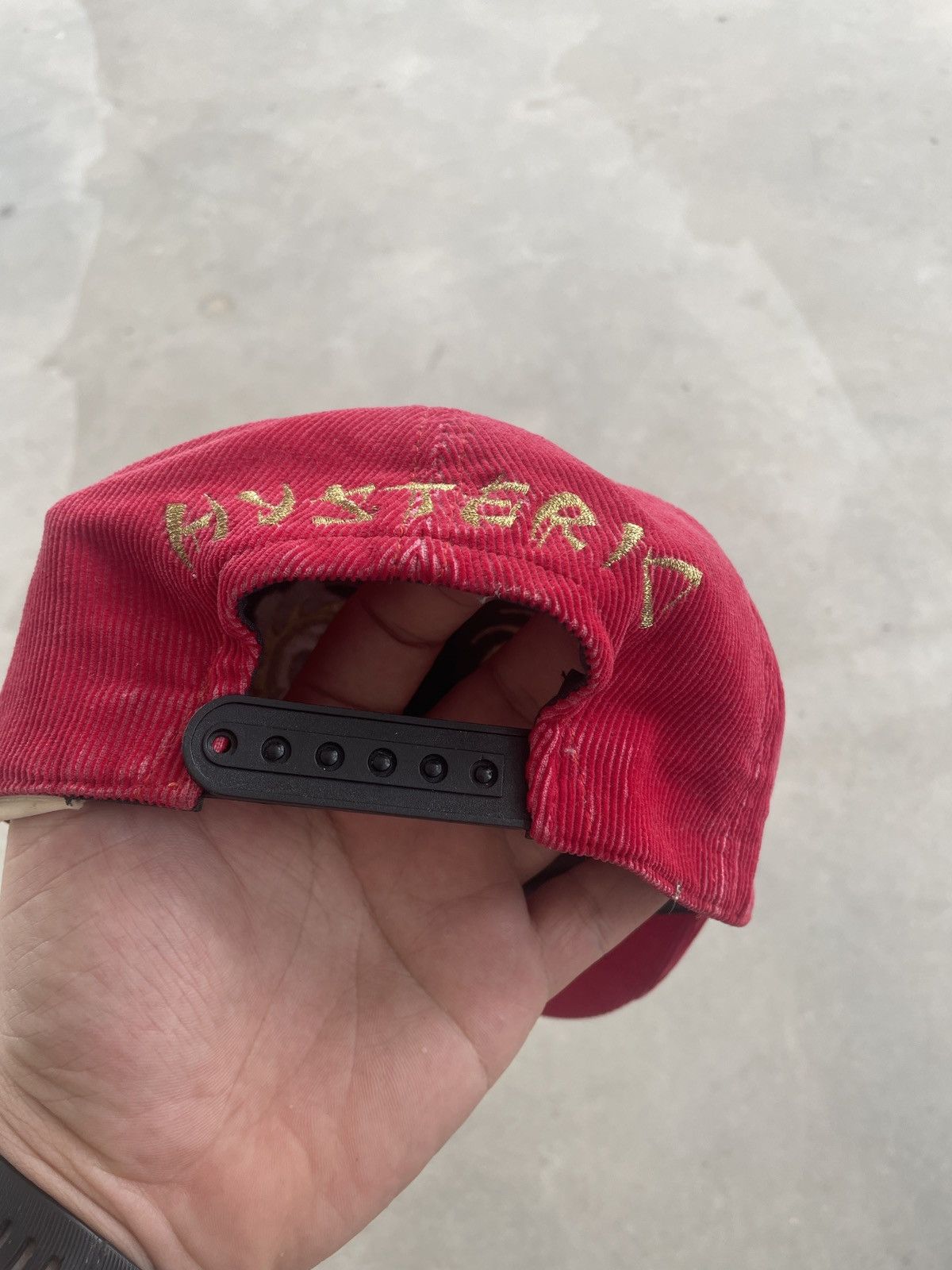 Hysteric Glamour × Vintage VINTAGE HYSTERIC GLAMOUR KINKY SLICK DRAGON EMBROIDERY CAP Size ONE SIZE - 5 Thumbnail