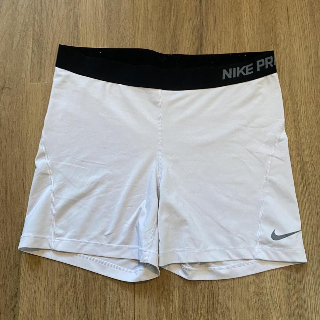 Nike Nike Pro white shorts #sportswear Running Size US XL / EU 56 / 4 - 1 Thumbnail