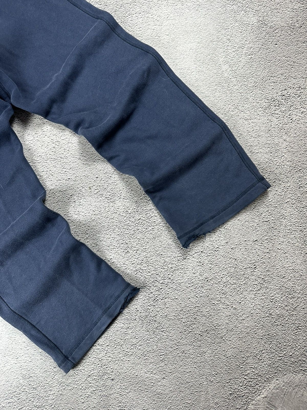 Nike Vintage Nike Wide Leg Fleece Baggy Sweatpants Navy Blue Size 30" / US 8 / IT 44 - 8 Thumbnail