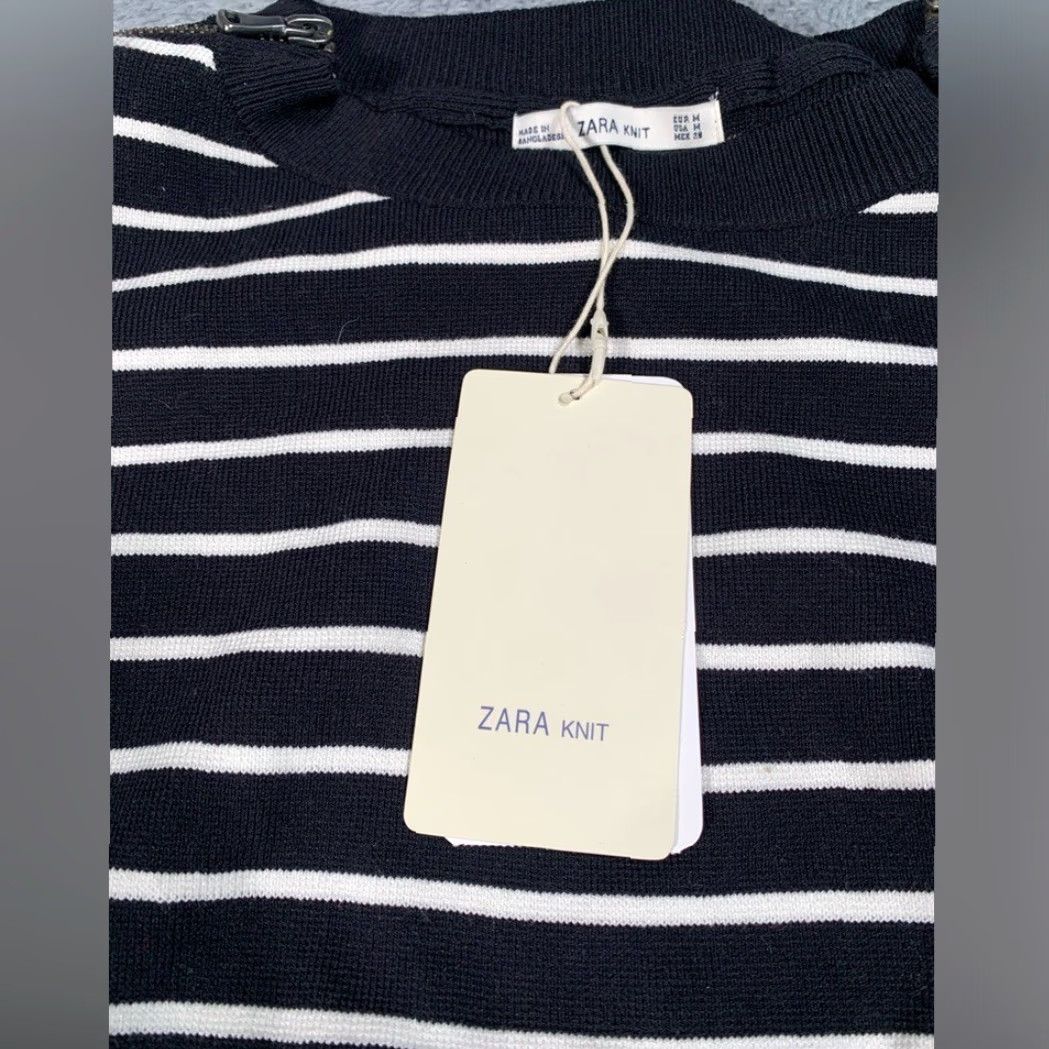 Zara VINTAGE not specified; Zara knit Black and White Striped Sweater Medium Women Pullover M Black Striped Knit Sweatshirt Zara White Black M Adult Women Size M / US 6-8 / IT 42-44 - 3 Thumbnail