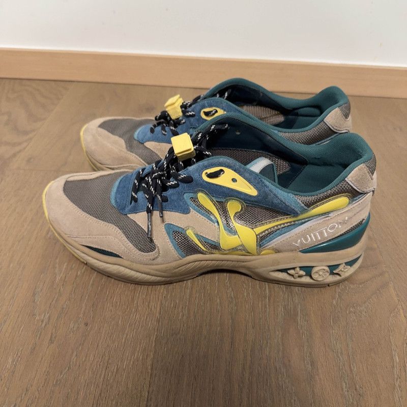 Louis Vuitton Louis Vuitton Trail Low-Top Casual Shoes for Men 0079 Size US 8.5 / EU 41-42 - 1 Thumbnail
