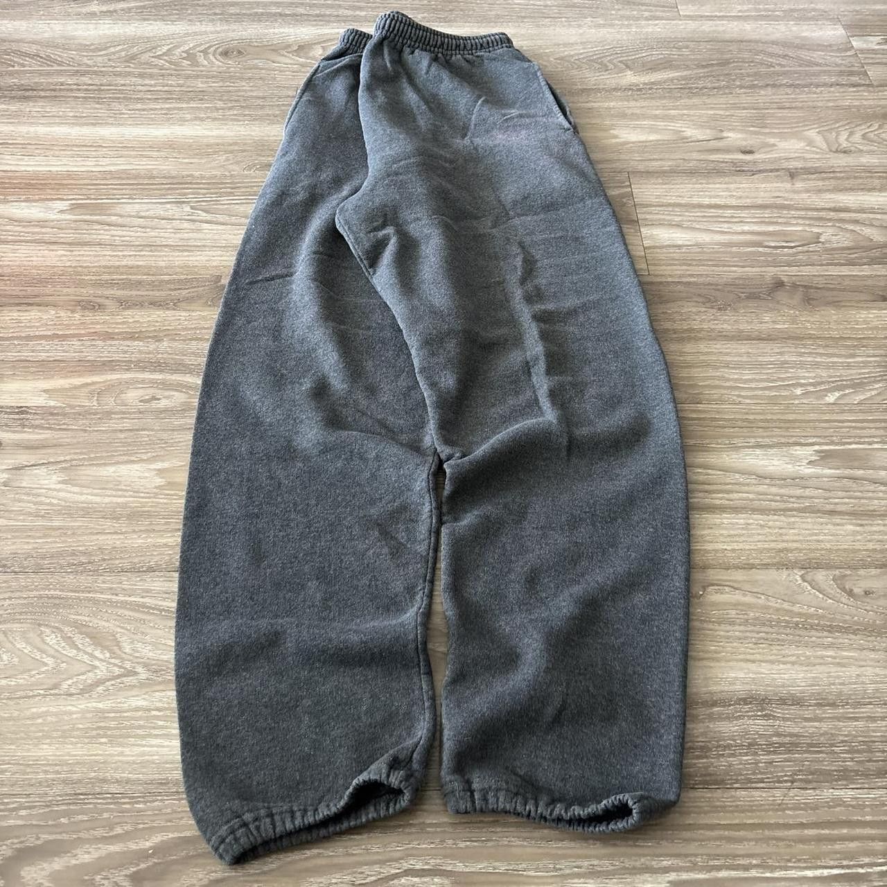 Japanese Brand Crazy Vintage Y2K/2000s Dark Grey Essential Sweatpants! Size M Size US 32 / EU 48 - 3 Thumbnail