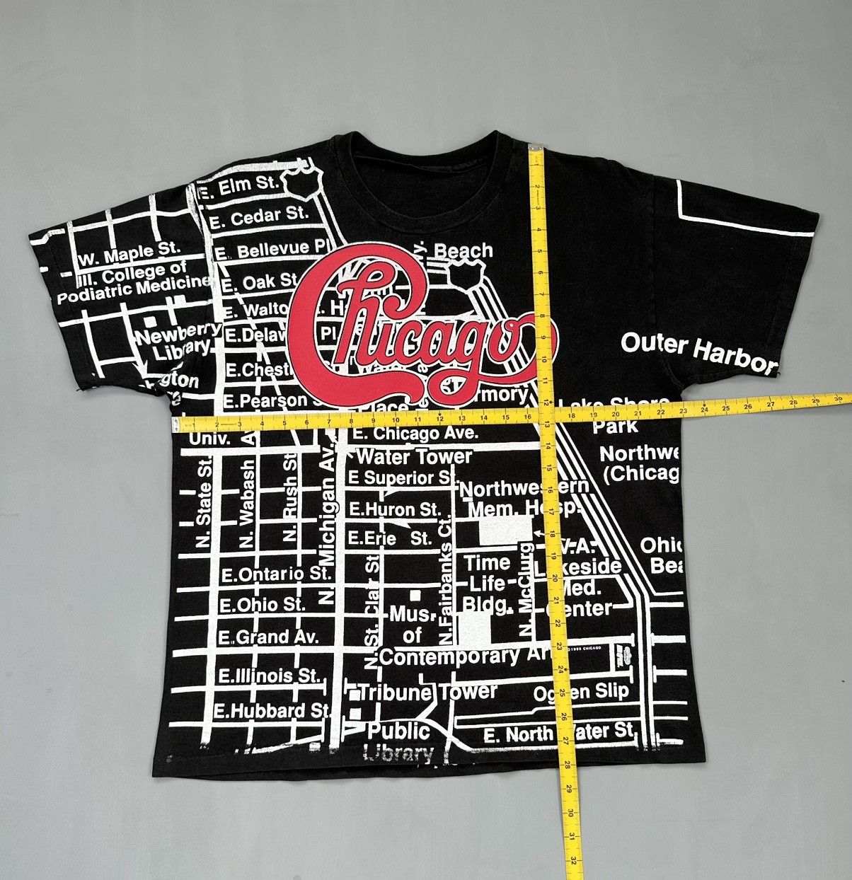 Band Tees 1993 Vintage Chicago Band Tshirt Size US L / EU 52-54 / 3 - 10 Thumbnail