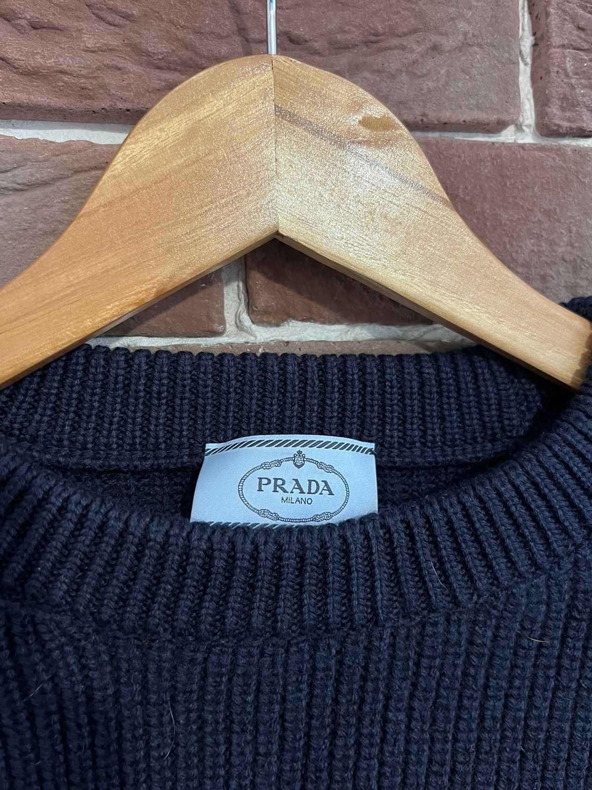 Prada Prada Womens Wool Knit Sweater 44IT Designer High end Size M / US 6-8 / IT 42-44 - 4 Thumbnail