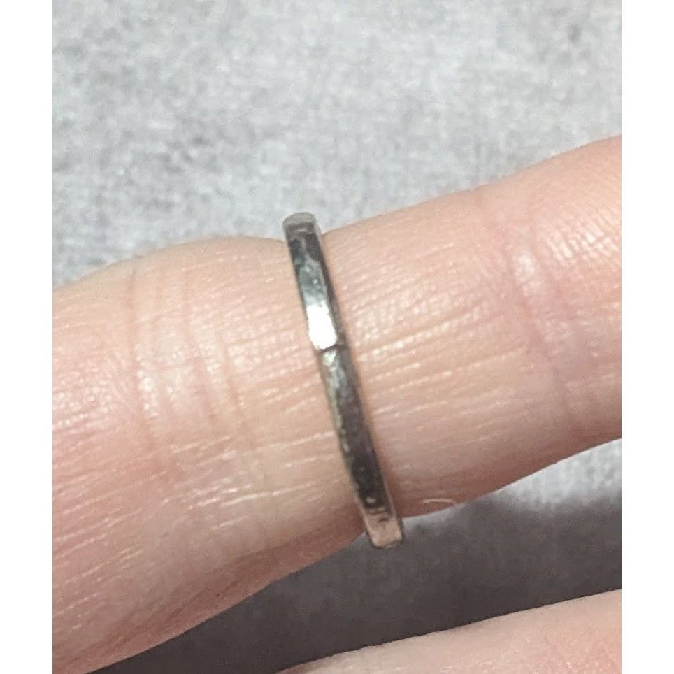Other Casual Silver Tone Open Top Clear Stone Ring Size 6 1/2 Size ONE SIZE - 6 Thumbnail