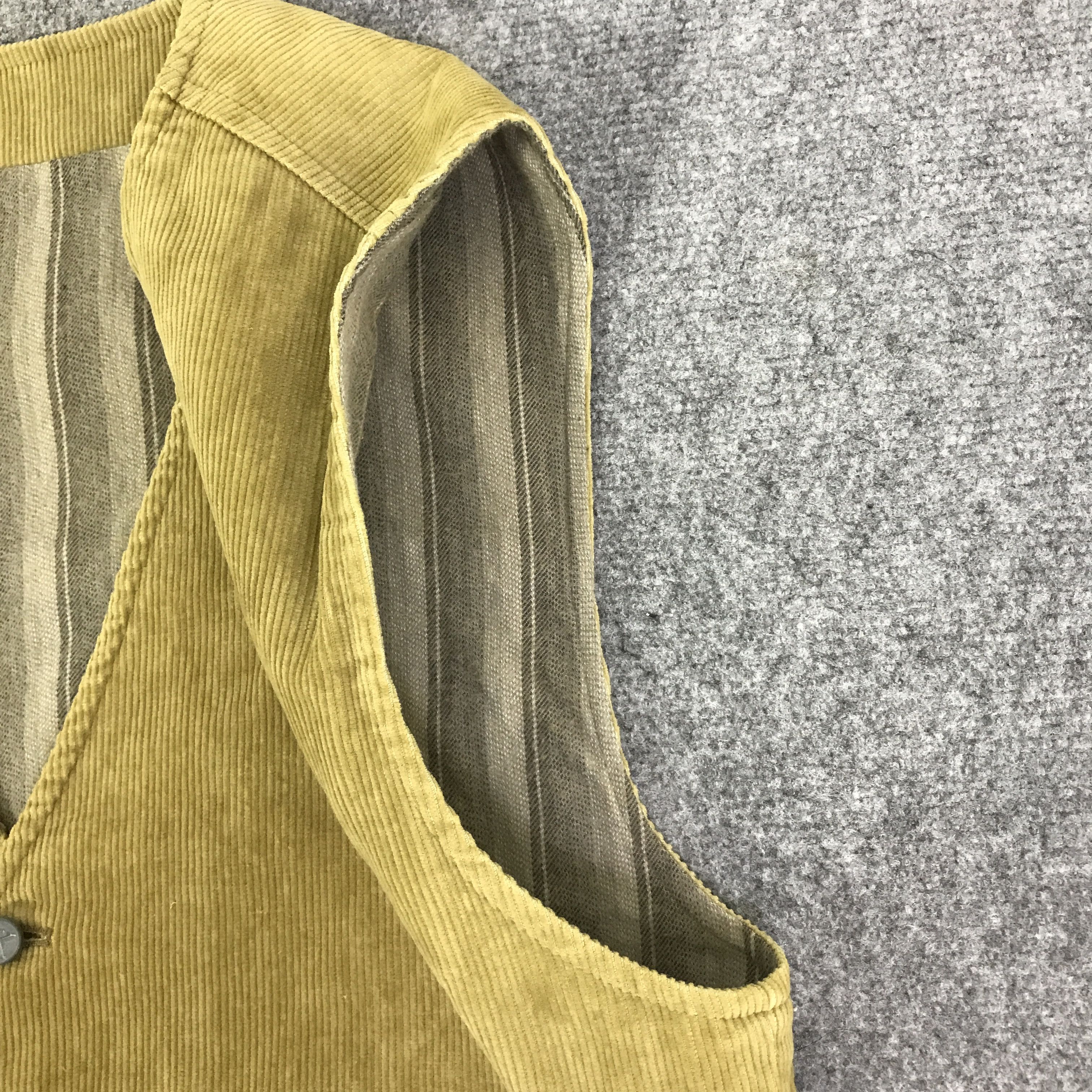 Calvin Klein CLAVIN KLEIN JEANS VEST K124B10 Size US L / EU 52-54 / 3 - 6 Thumbnail