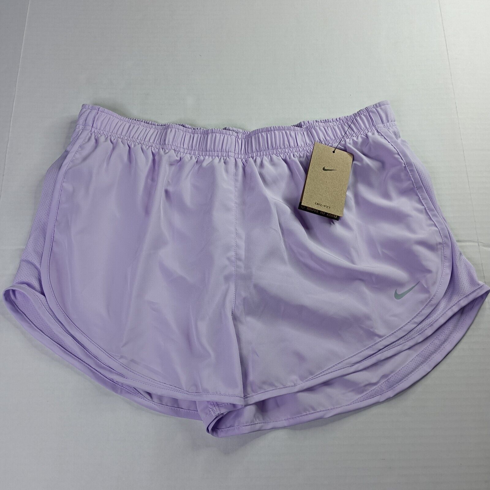Nike Nike Tempo Running Shorts Women's XL Purple Dri-Fit CU8890 Size 34" / US 12 / IT 48 - 1 Thumbnail