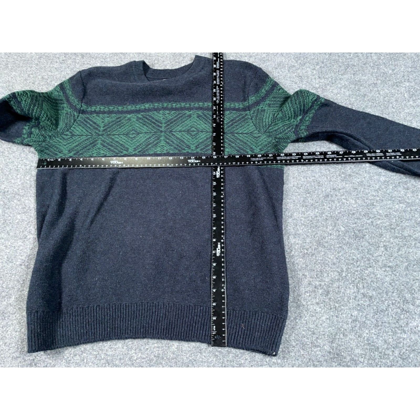 Croft & Barrow Croft & Barrow Geometric Snowflake Knit Sweater Adult Large Black Green Crew Neck Pullover Mens Casual Preppy Winter Size US L / EU 52-54 / 3 - 5 Thumbnail