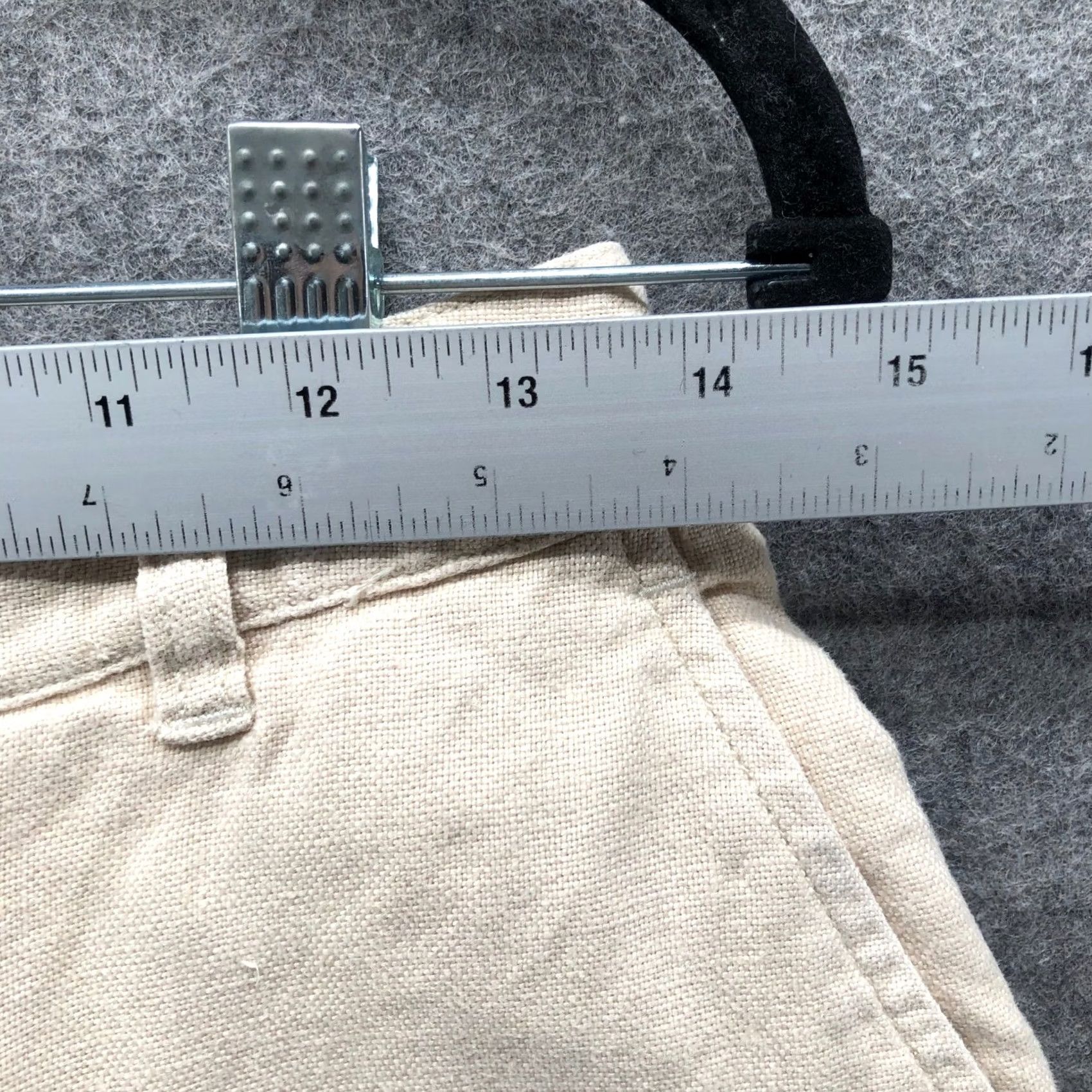 Ann Taylor VINTAGE? No. Ann Taylor 100% Linen Shorts Womens 4 Beige High Rise Flat Front Zip Hook Shirt Size 27" / US 4 / IT 40 - 7 Thumbnail