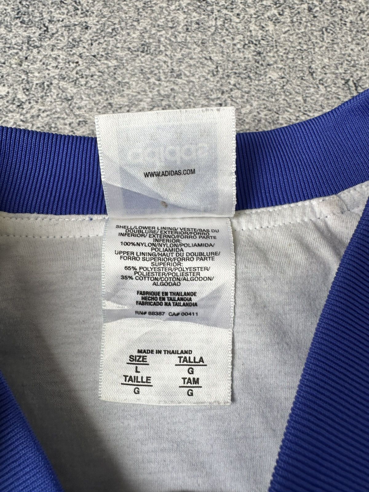 Adidas Vintage Adidas Eastern Connecticut Baseball Nylon Sweatshirt Size US L / EU 52-54 / 3 - 5 Thumbnail