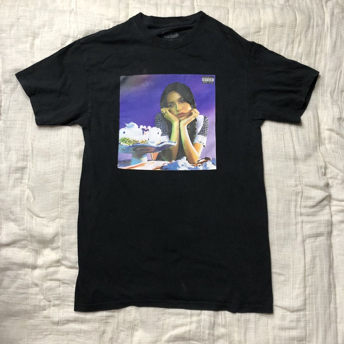 Band Tees Vintage Olivia Rodrigo Tour T Shirt Size US M / EU 48-50 / 2 - 2 Thumbnail