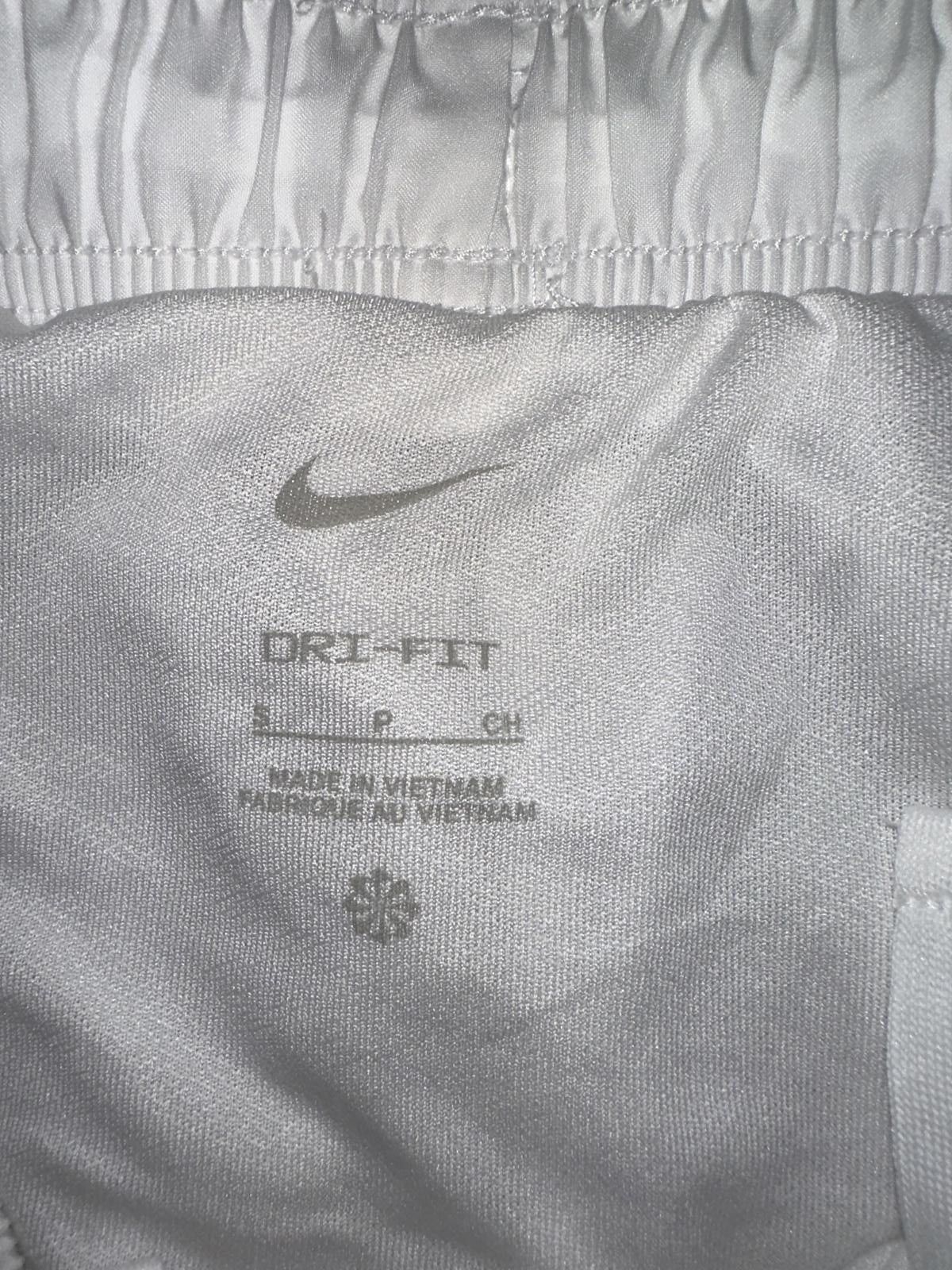 Nike Nike Women's Tempo Running Shorts Size 28" / US 6 / IT 42 - 2 Thumbnail