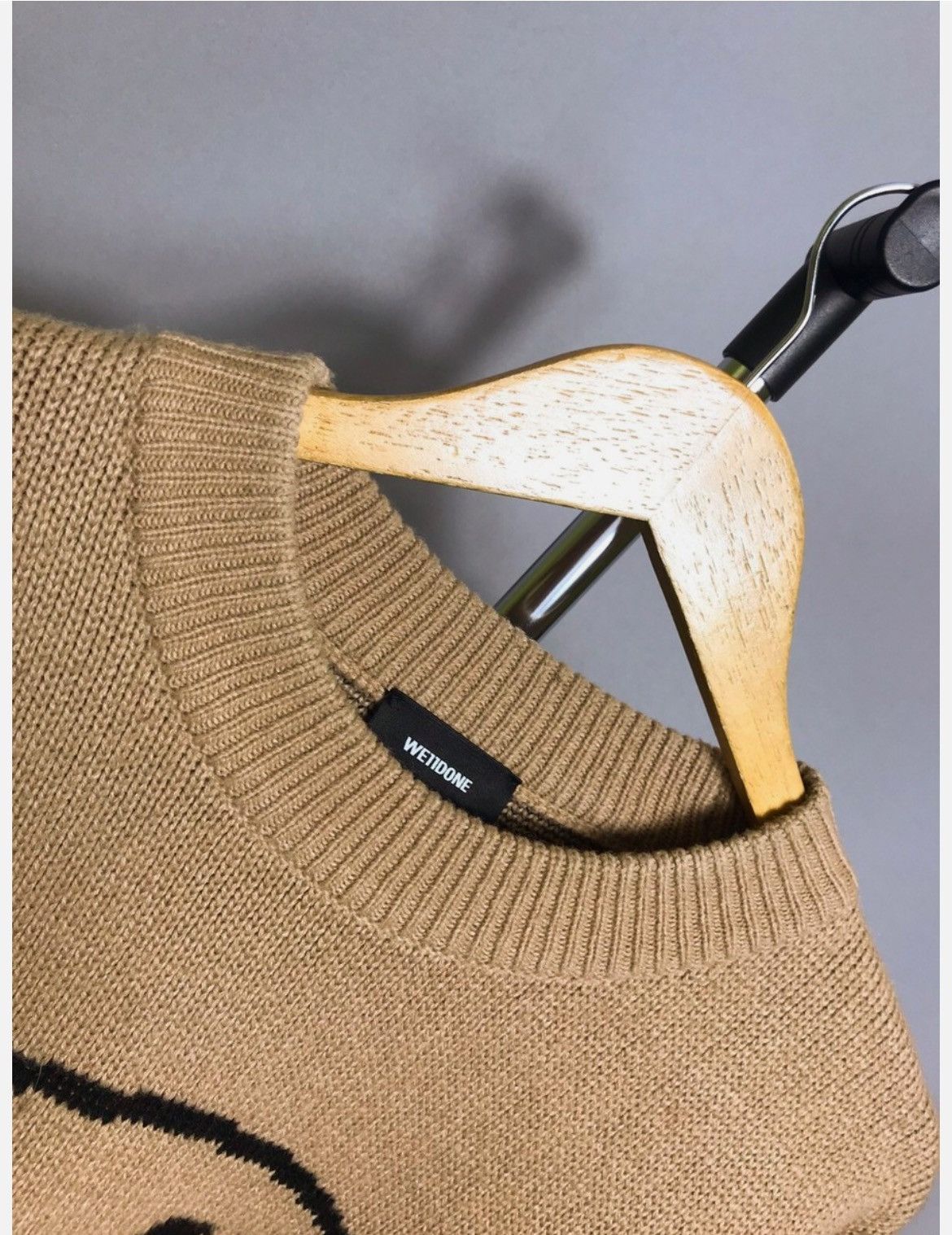 Japanese Brand × WE11DONE we11done LOGO JQD SWEATER mens beige knit Size US M / EU 48-50 / 2 - 5 Thumbnail
